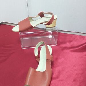 Bird of Flight Women's SZ 8 Sandals Made in Brazil Burnt Red
